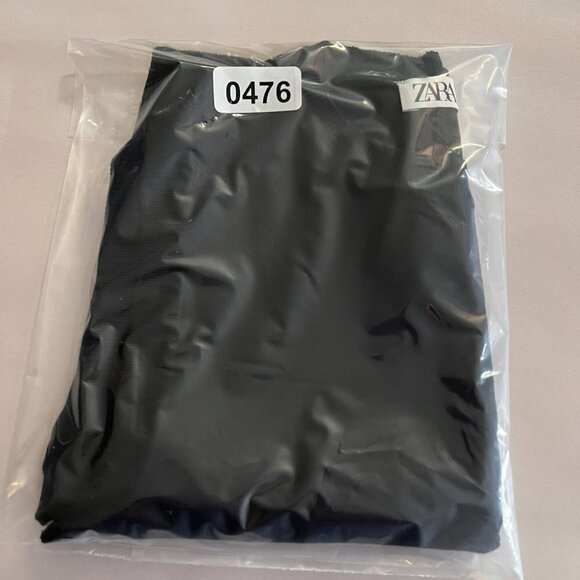 ZARA Cropped Black Tank - Picture 6 of 6